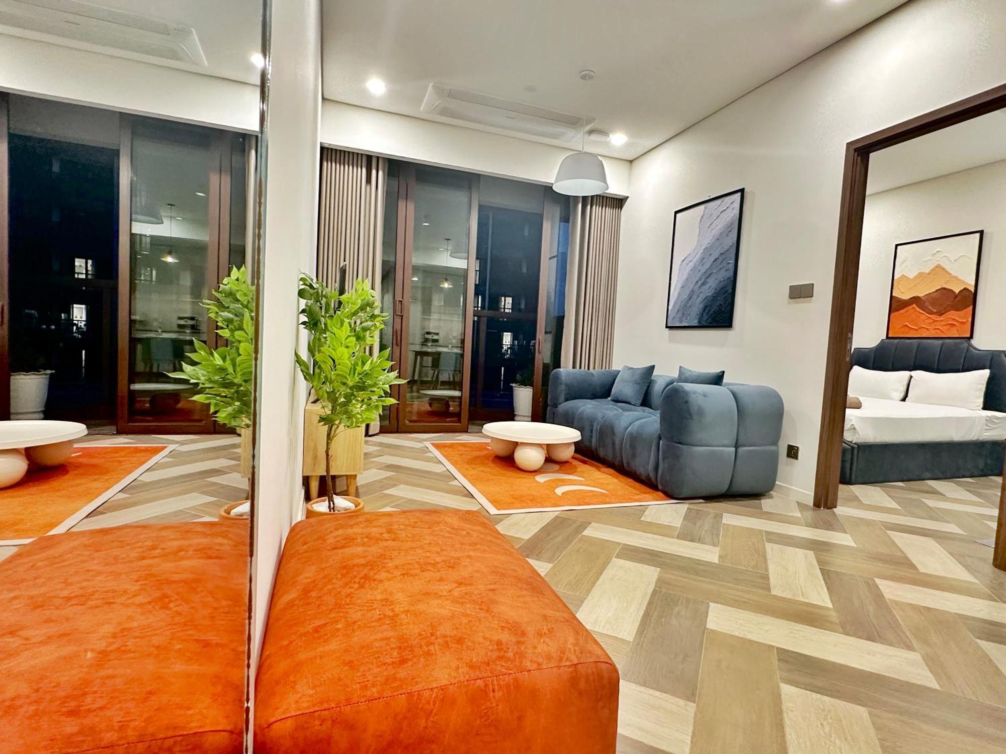 The Metropole -Complex "Opera, Crest, Galleria " -Free Pool-Gym-Sauna Room-Yoga Room Ho Chi Minh City Bagian luar foto
